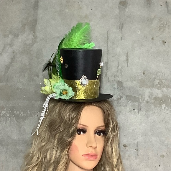 🍒 FEATHER HAT MINI TOP FLOWER GREEN FRINGE BEAD ST PATTY STEAMPUNK BLING BLACK - Picture 11 of 11